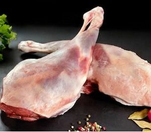 Gigot de chèvre adulte - 7,00 $ /lb